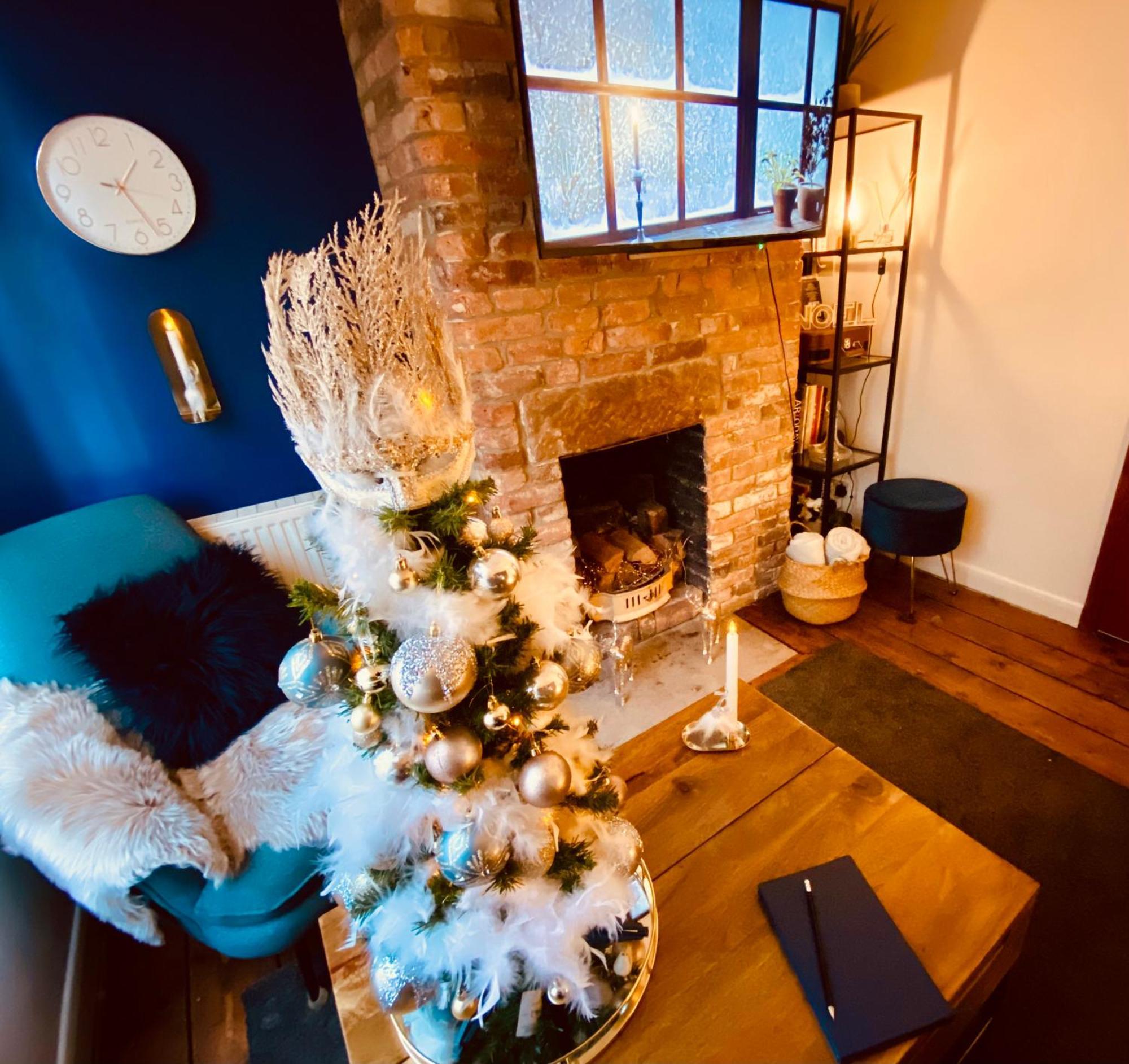 The Tenth House, Grade II Listed Georgian Town House, Wirksworth, Derbyshire, Peak District Cottage, Sleeps 4 מראה חיצוני תמונה