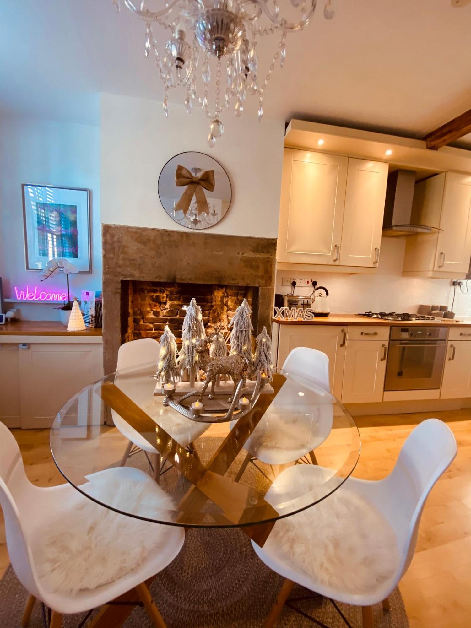 The Tenth House, Grade II Listed Georgian Town House, Wirksworth, Derbyshire, Peak District Cottage, Sleeps 4 מראה חיצוני תמונה